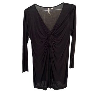 New York & Company Street Wear Women's V-neck Front Knotted Size M